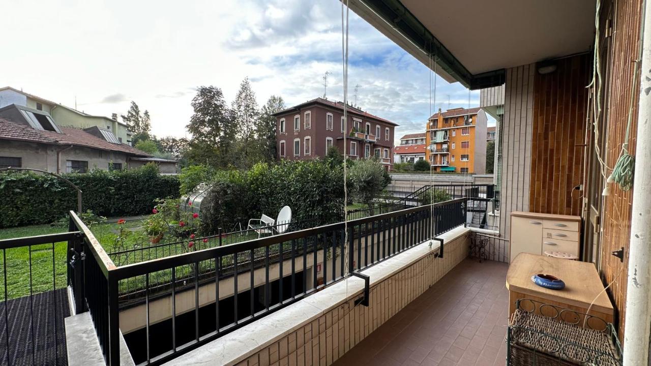 Dehomes - Two Bedrooms, Terrace, Wi-Fi, Tram To Centre & Rho Fiera ミラノ エクステリア 写真
