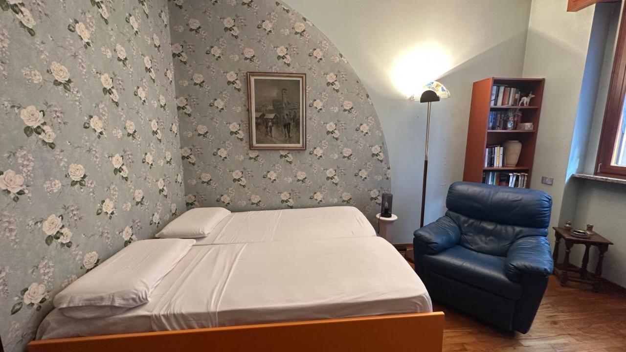 Dehomes - Two Bedrooms, Terrace, Wi-Fi, Tram To Centre & Rho Fiera ミラノ エクステリア 写真