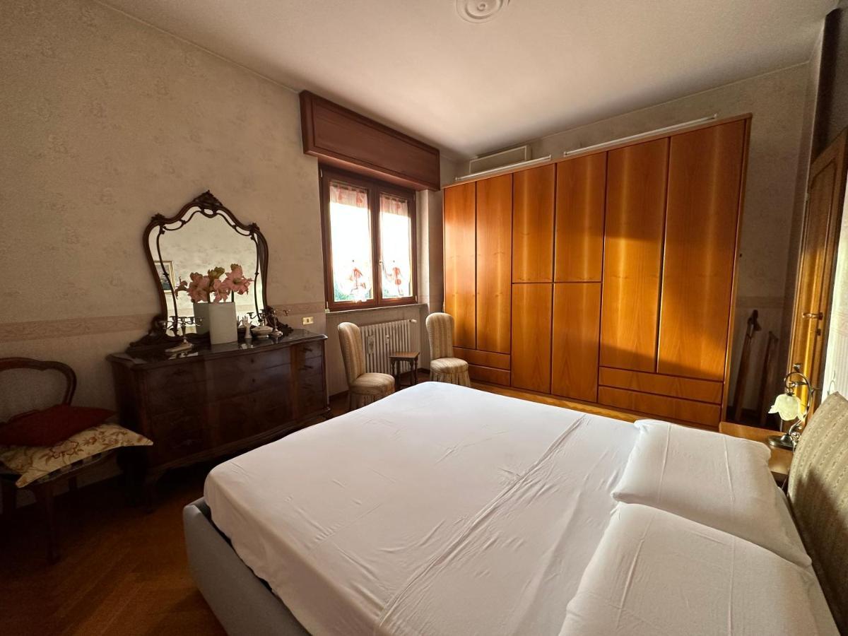 Dehomes - Two Bedrooms, Terrace, Wi-Fi, Tram To Centre & Rho Fiera ミラノ エクステリア 写真